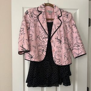 Black & Pink Skirt Set SZ 4P